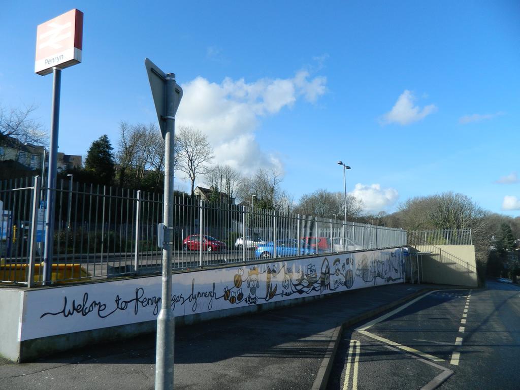 The Sidings Aparthotel Penryn Exterior foto